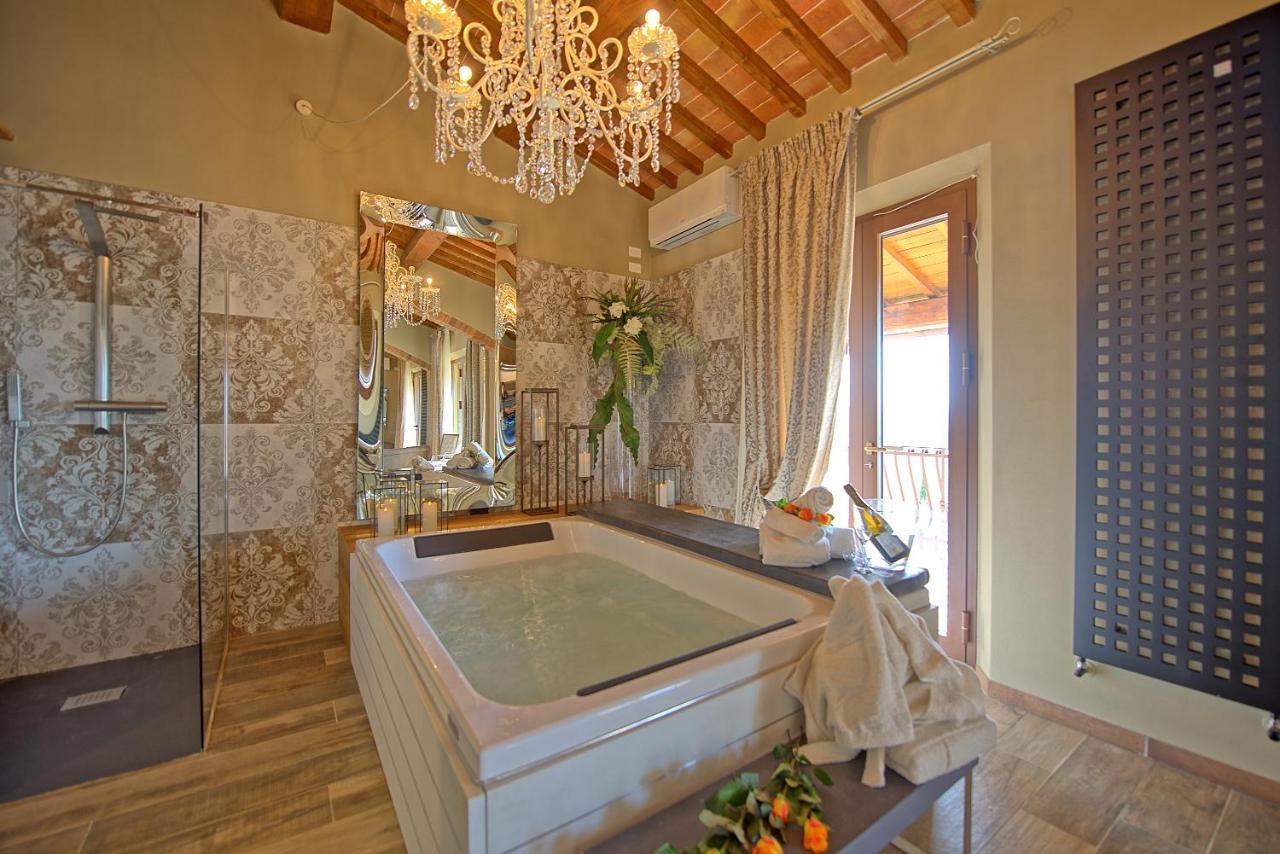 Villa Massimiliano By Posarellivillas Volterra Exteriör bild