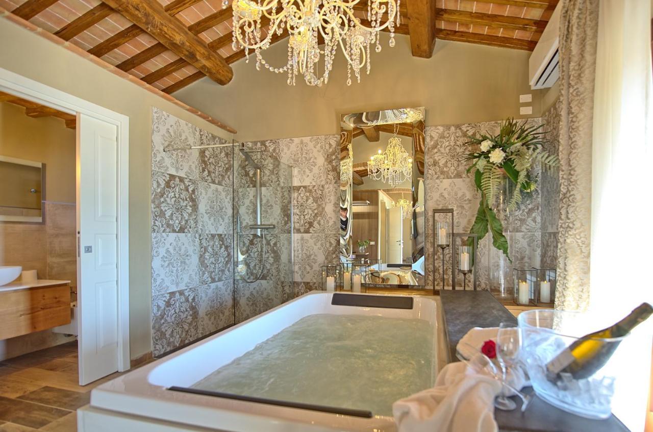Villa Massimiliano By Posarellivillas Volterra Exteriör bild